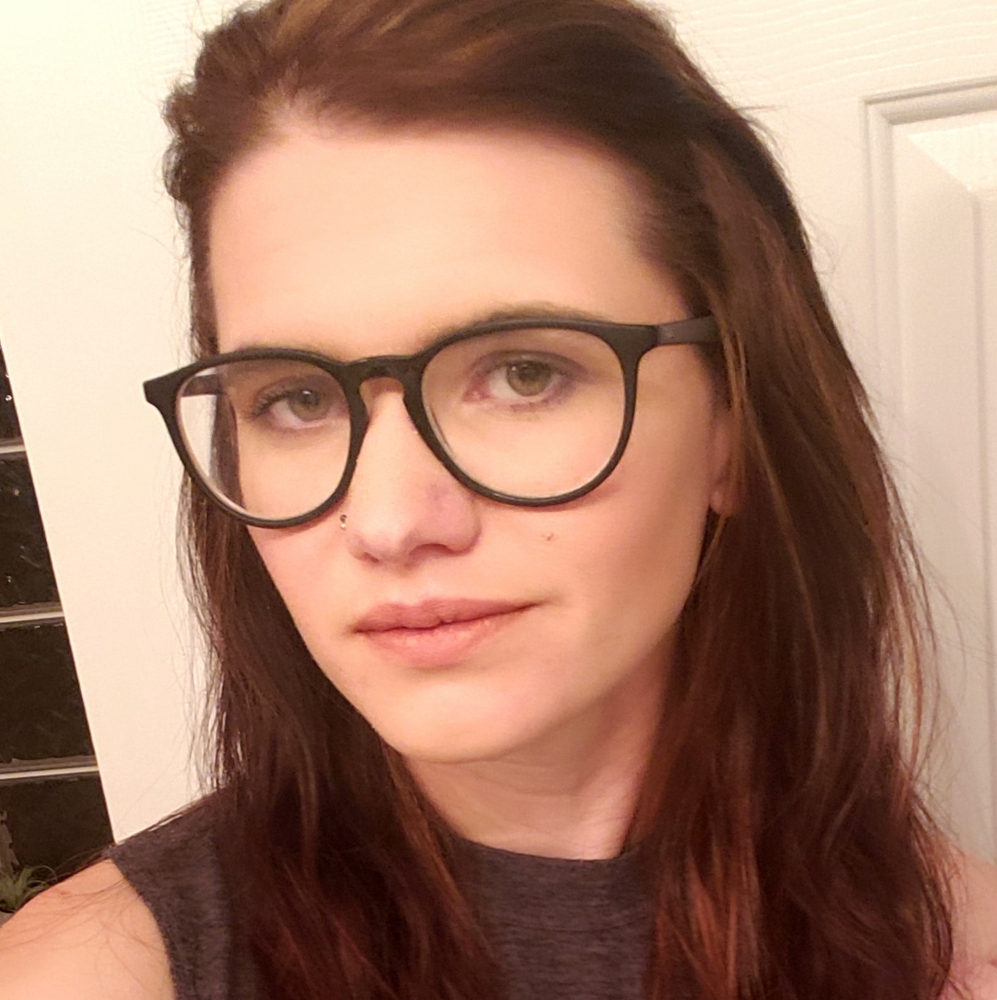 Meet your Posher, Stephanie
